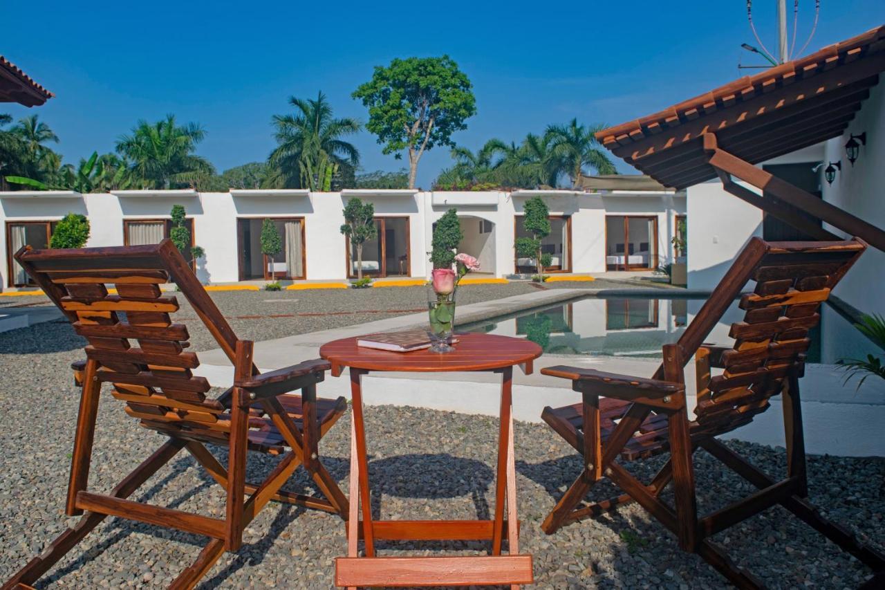 Hotel Casa Victoria Ζιουατανέχο Εξωτερικό φωτογραφία